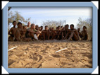 Photos de groupe obligatoire!( peuple san )